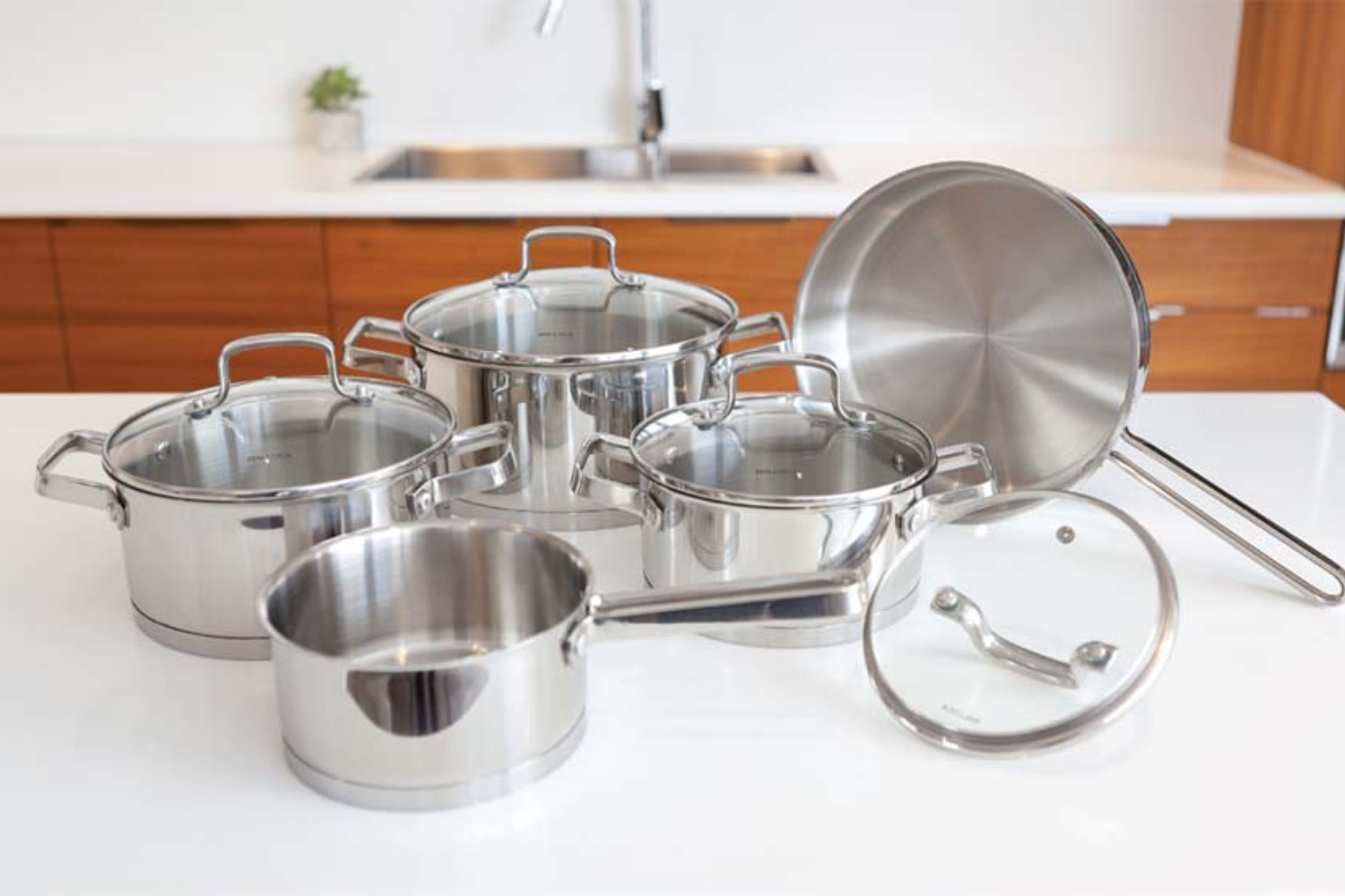 Bộ nồi inox 9 món cao cấp Malloca SA-1503