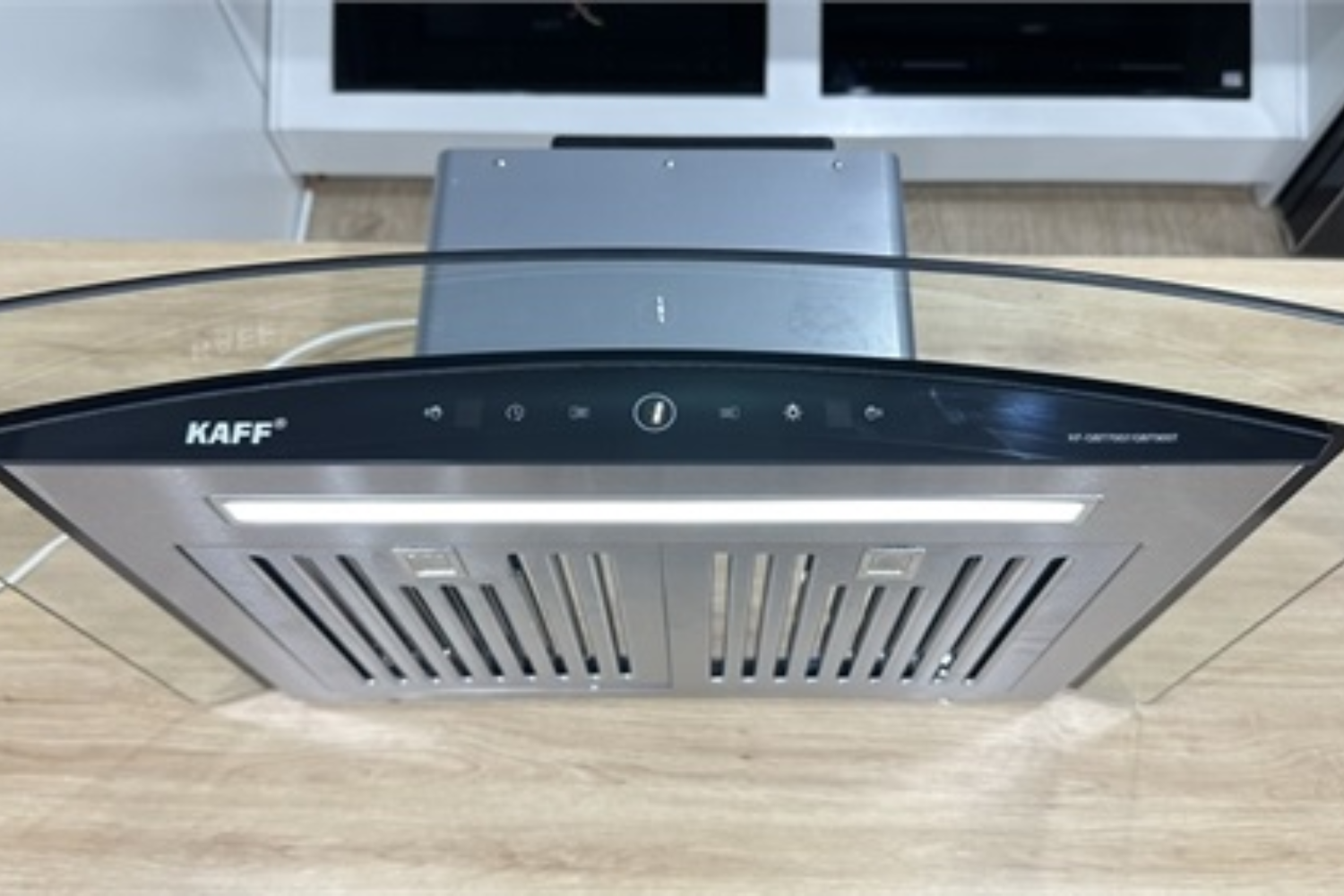Máy Hút Mùi Áp Tường Kính Cong Kaff KF-GBT7007 | 70cm