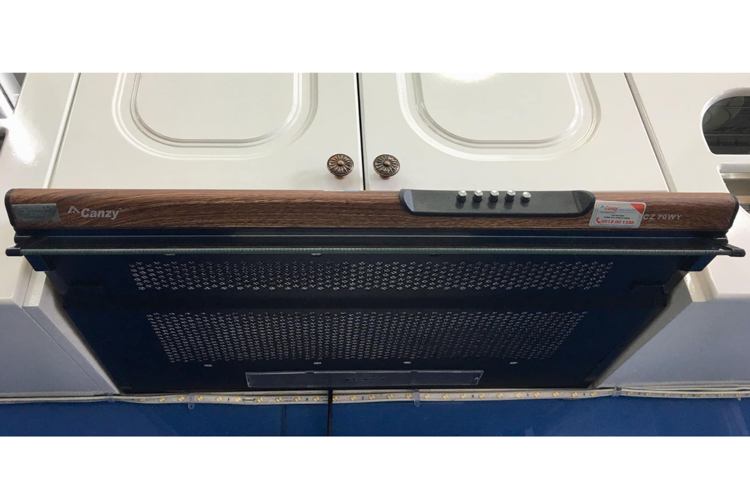 Máy hút mùi cổ điển Canzy CZ 70WY | 70cm