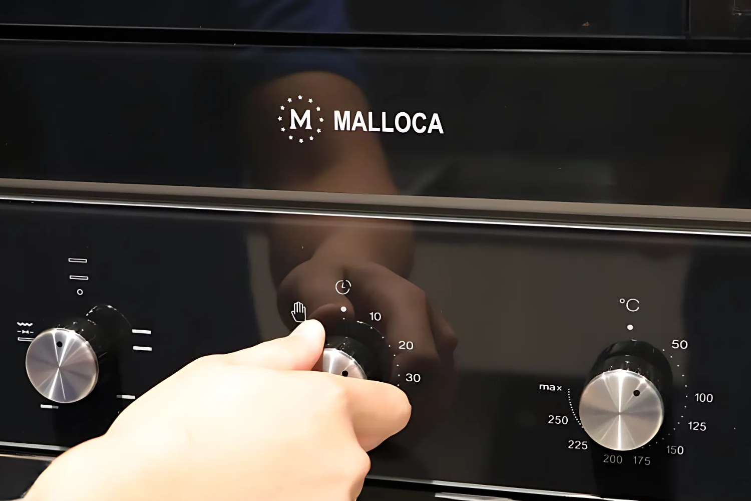 Lò Nướng Malloca MOV-615EST | Lắp Âm 61 Lít