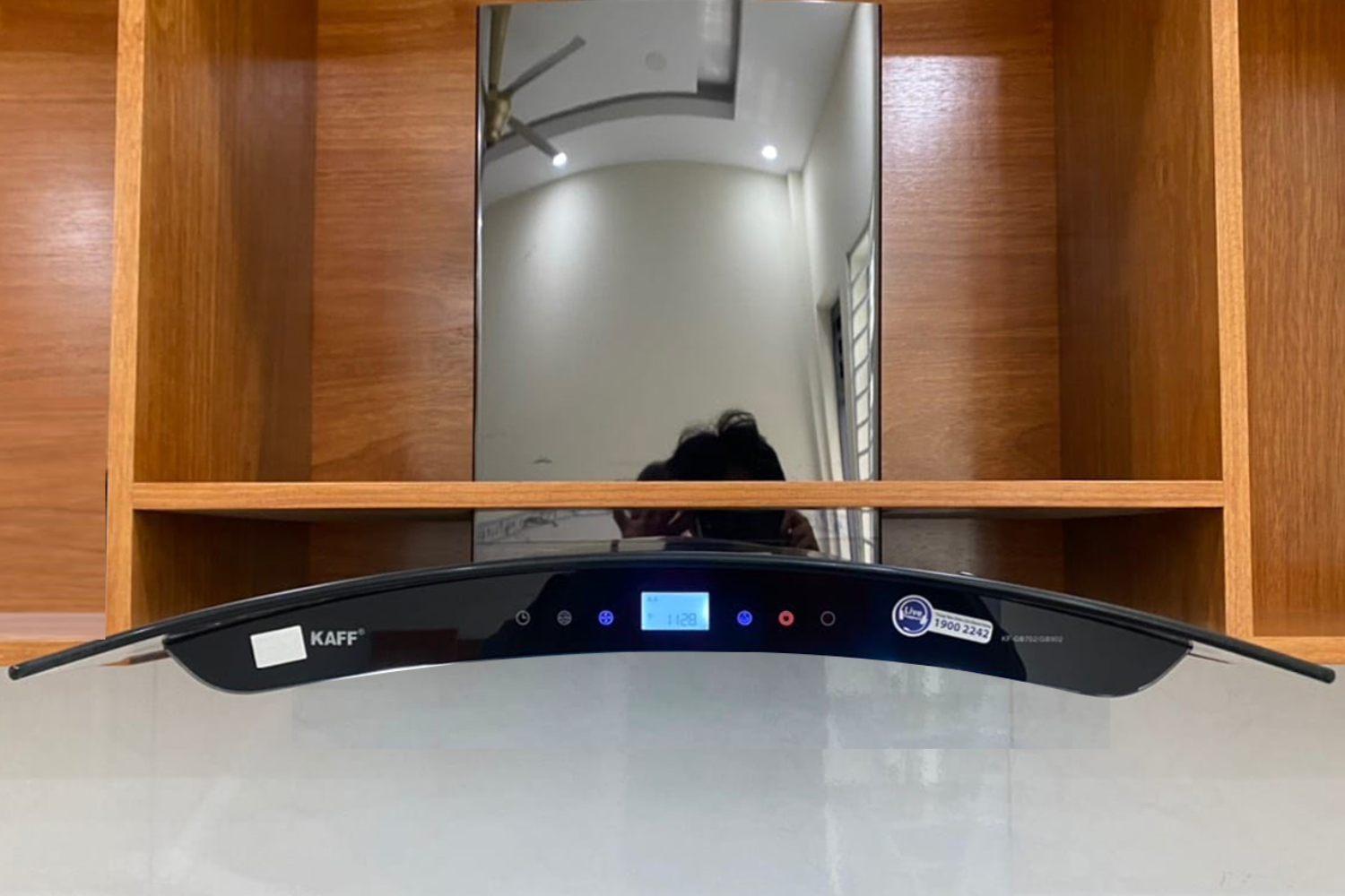 Máy Hút Mùi Áp Tường Kính Cong Kaff KF-GB702 | 70cm