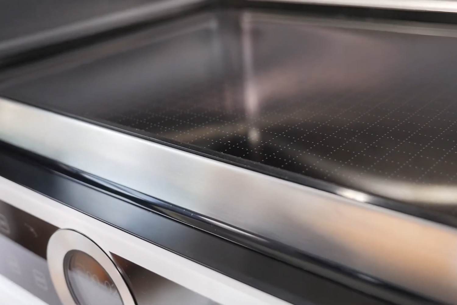 Lò Vi Sóng Kính Trắng Bosch BFL634GW1 Serie 8 | Âm Tủ 21 Lít