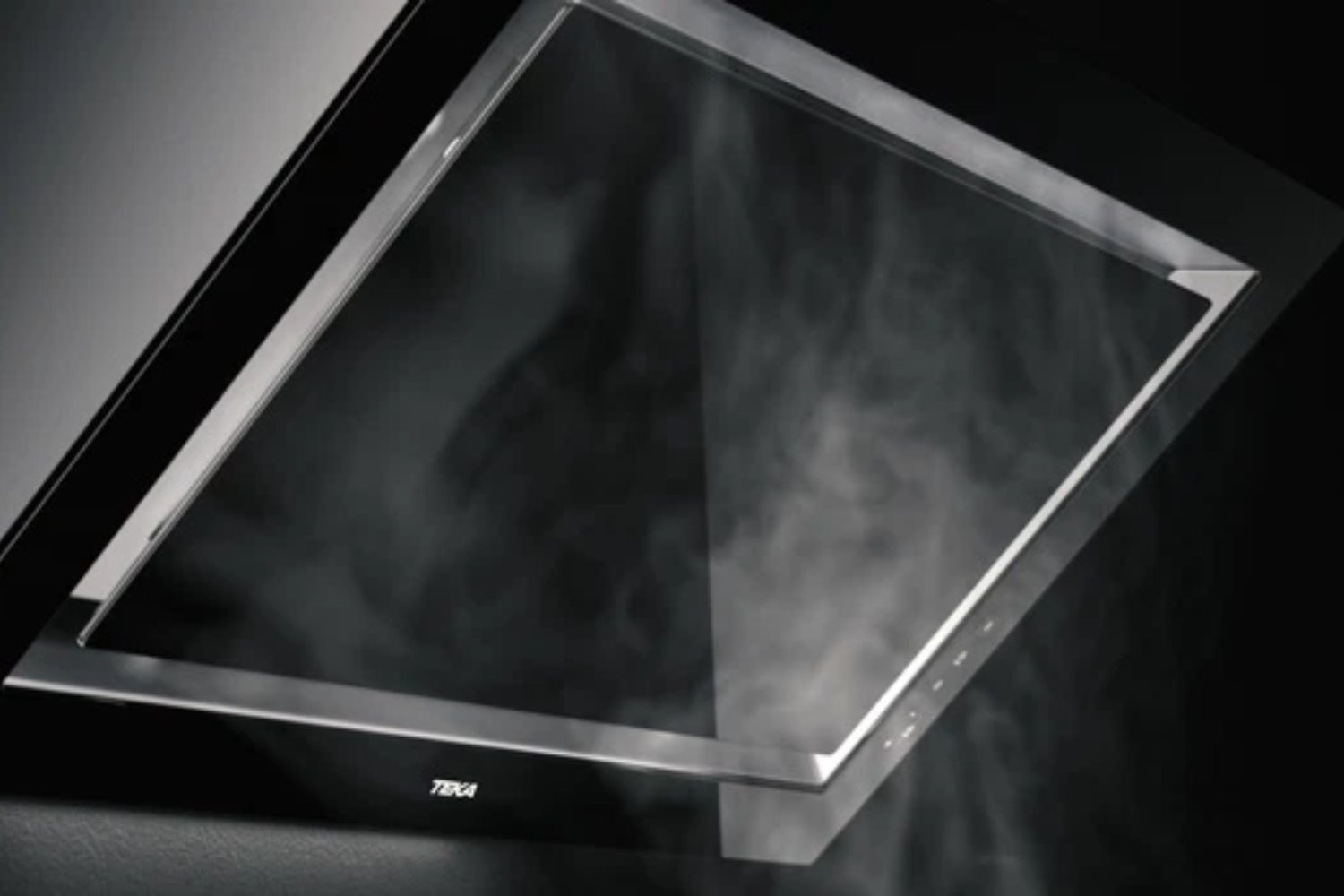 Máy hút mùi vát nghiêng Teka MAESTRO DVT Pro 78660 TBS BK | 70cm