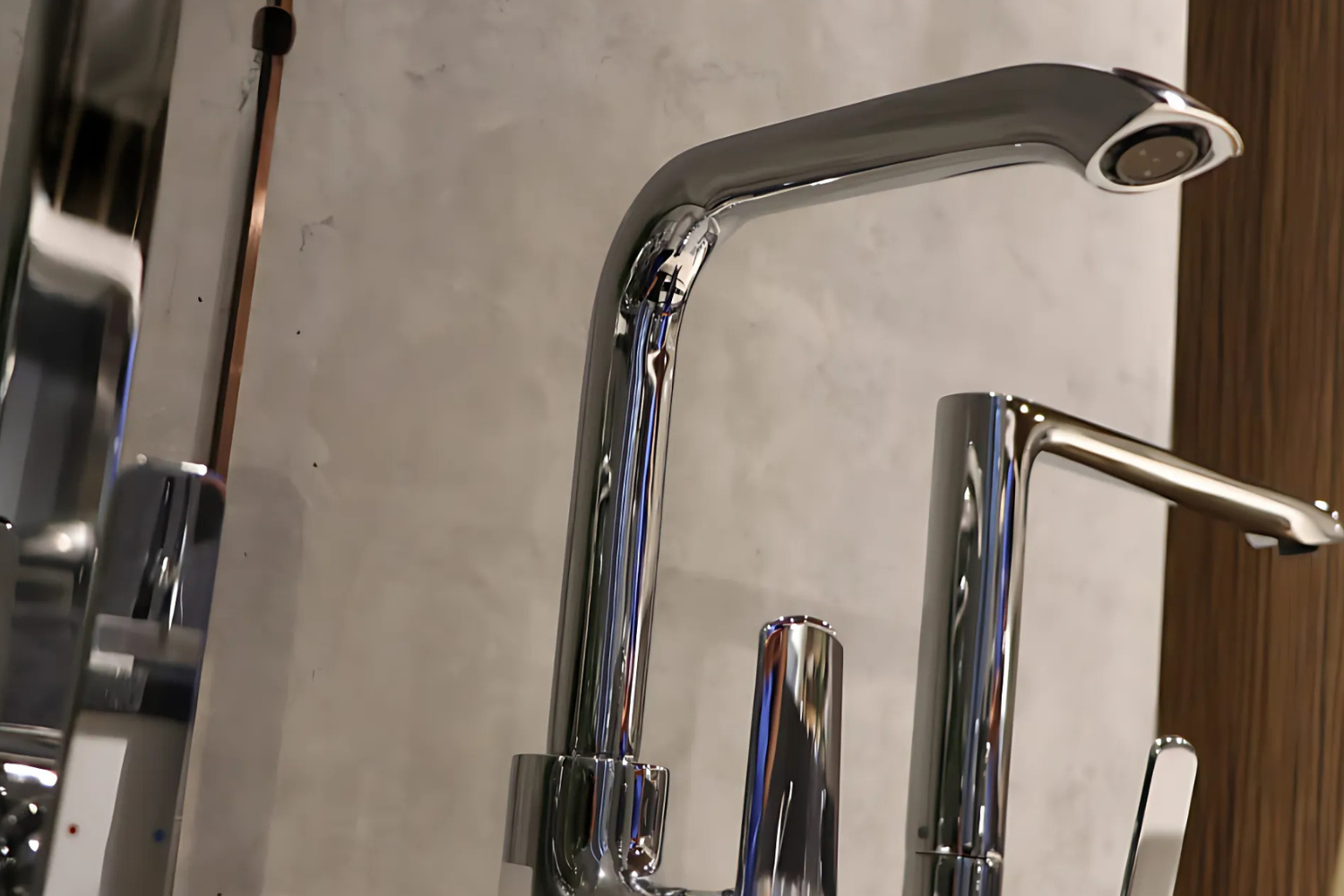 Vòi Rửa Bát Nóng Lạnh Malloca K290C | Đồng Thau Mạ Chrome