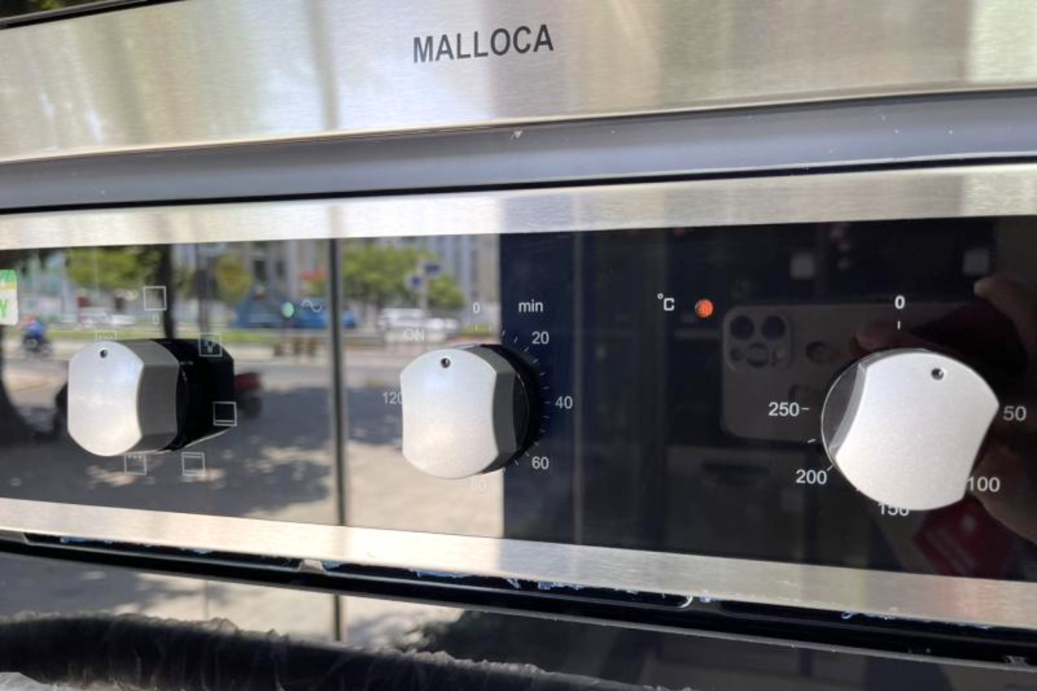 Lò Nướng Malloca MOV-575 ECO | Lắp Âm 57 Lít