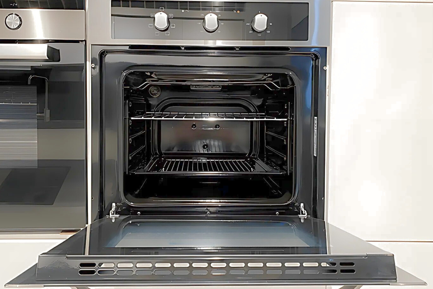 Lò Nướng Malloca MOV-575 ECO | Lắp Âm 57 Lít