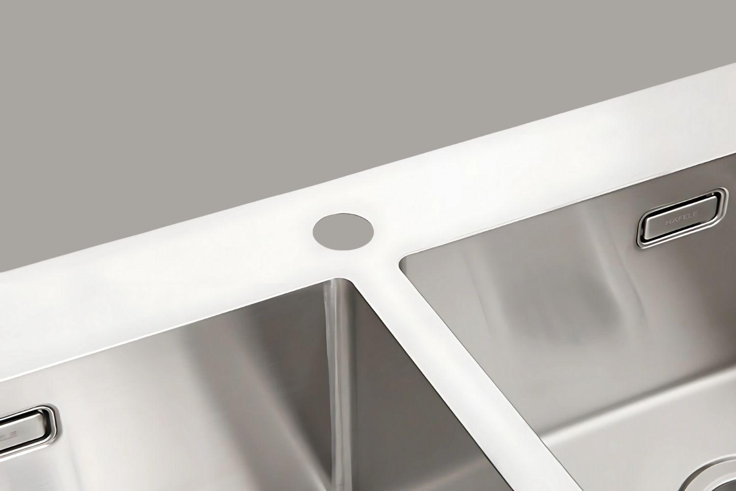 Trọn Bộ Chậu Rửa Bát Và Phụ Kiện Hafele HS20-SSN2S90 567.20.577