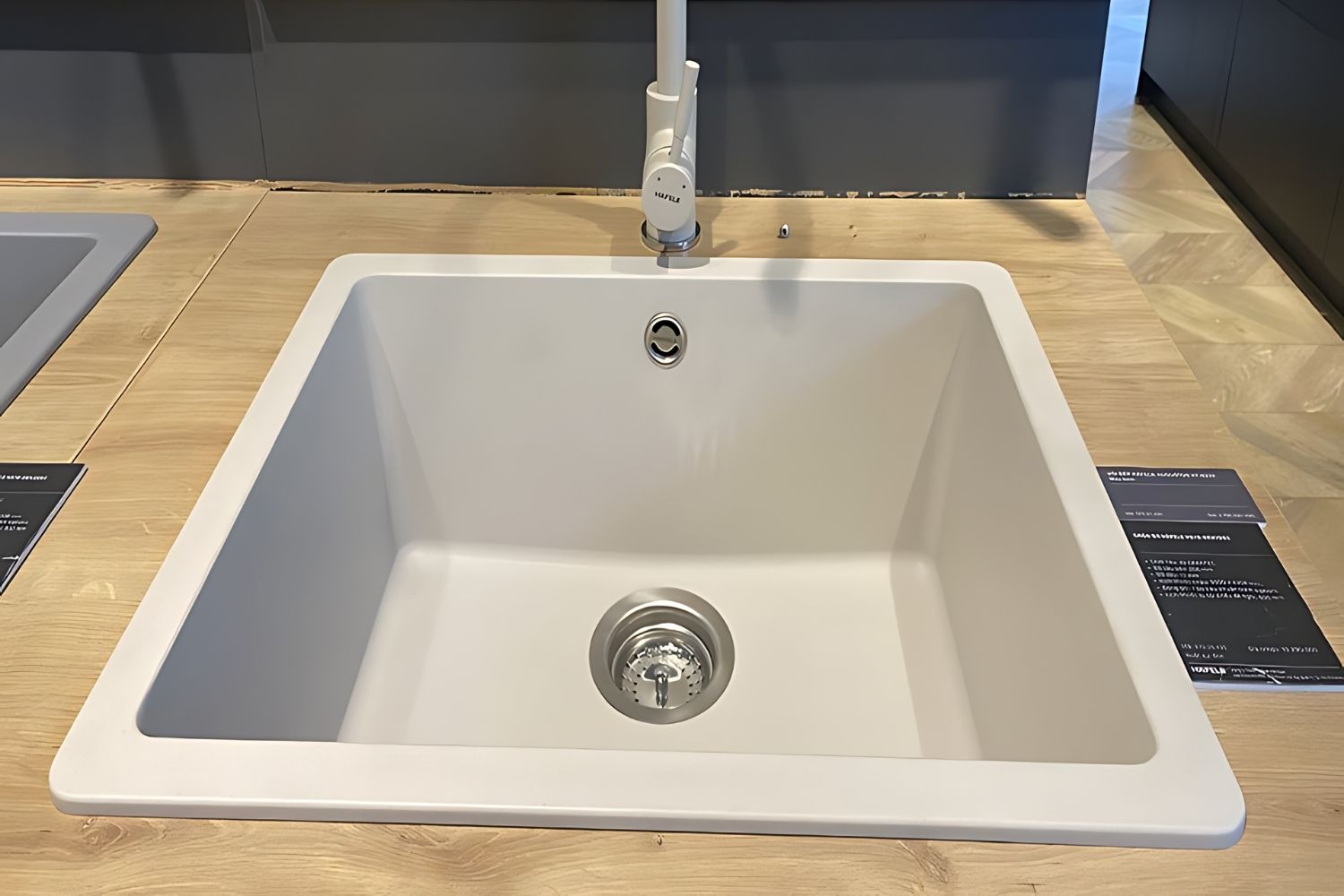 Chậu Rửa Bát 1 Hố Bằng Đá Granite Hafele HS19-GEN1S60 (570.35.430) | Màu Kem