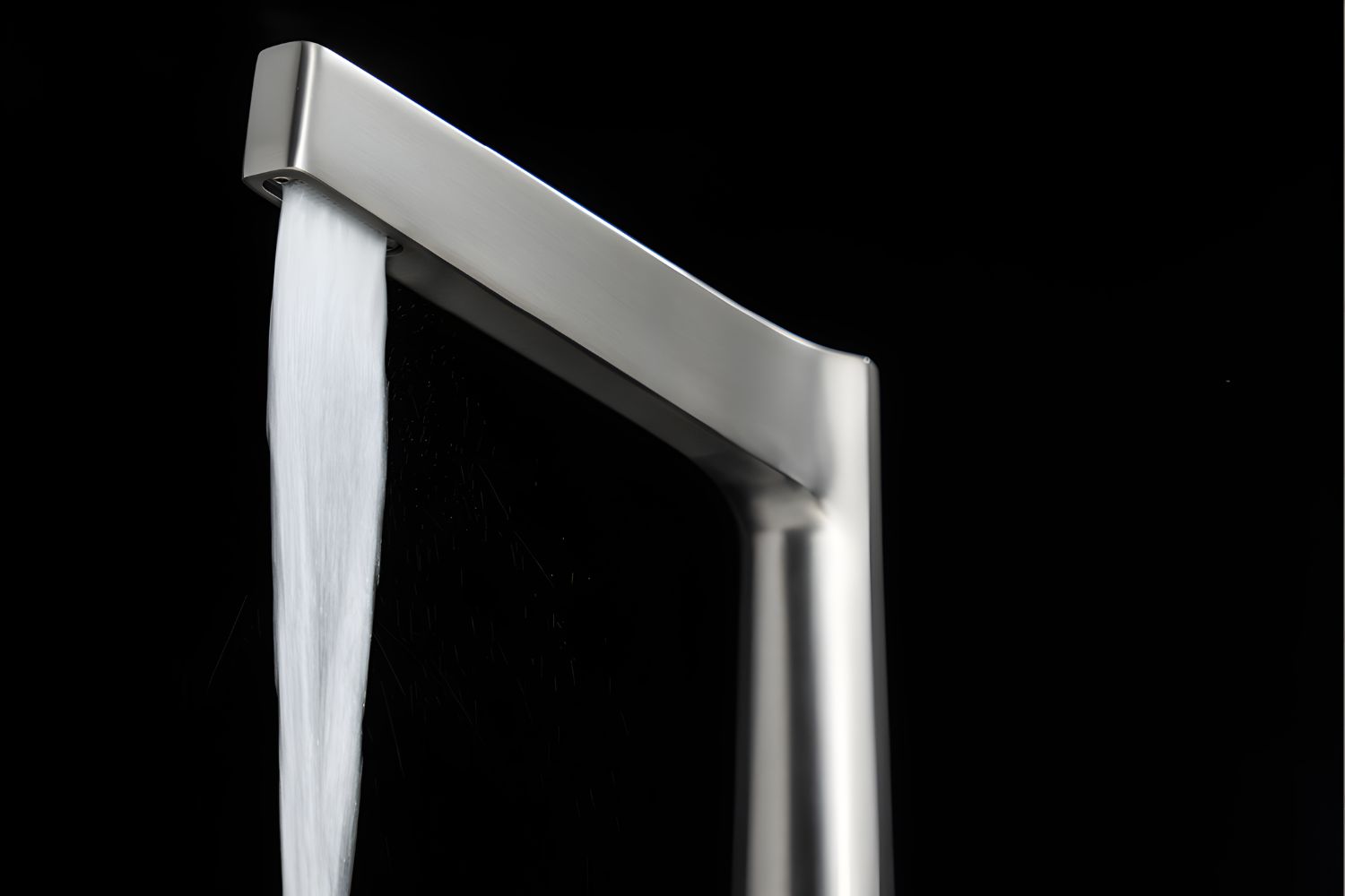 Vòi Rửa Bát Nóng Lạnh Malloca K295BS | Đồng Mạ PVD