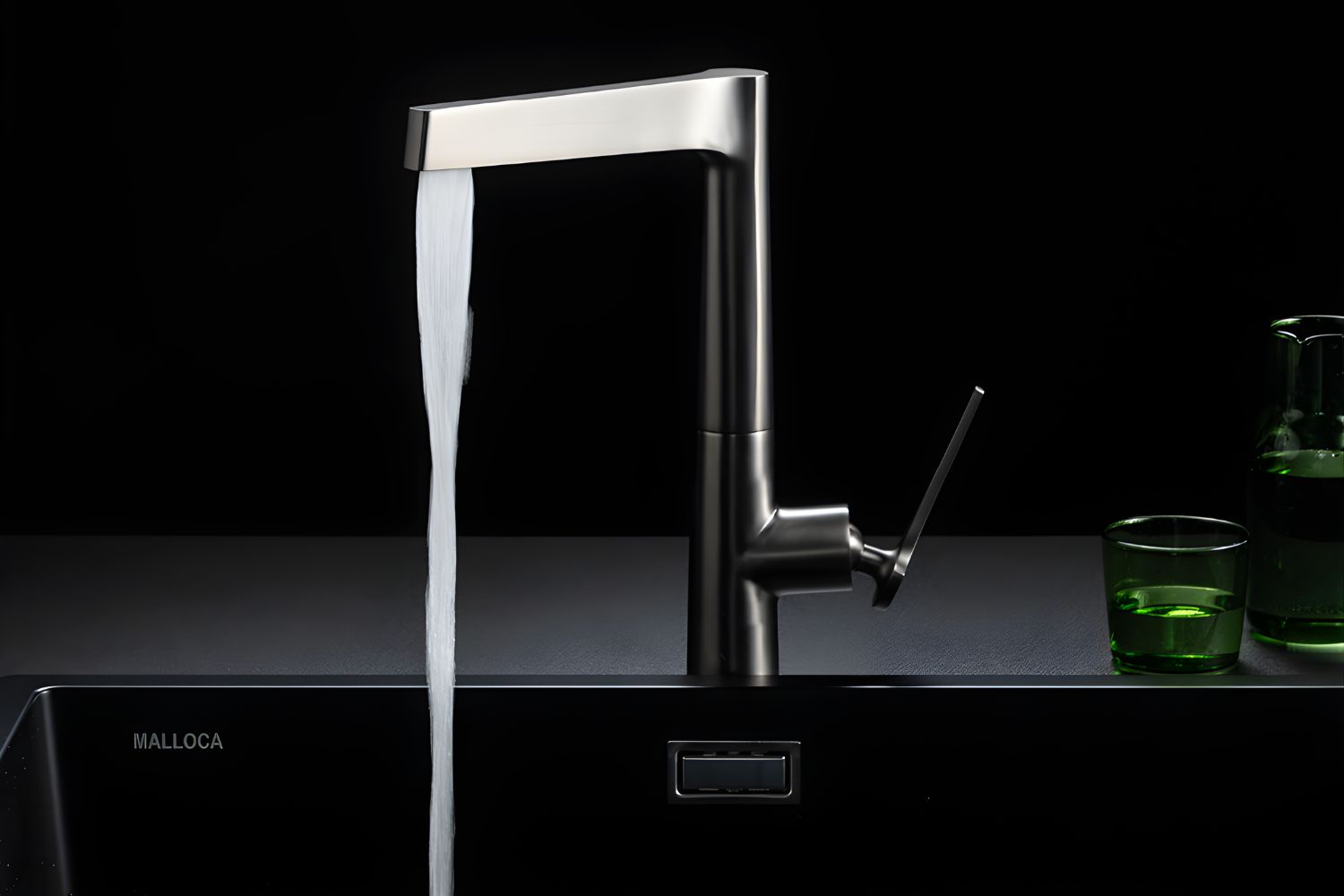 Vòi Rửa Bát Nóng Lạnh Malloca K295BS | Đồng Mạ PVD