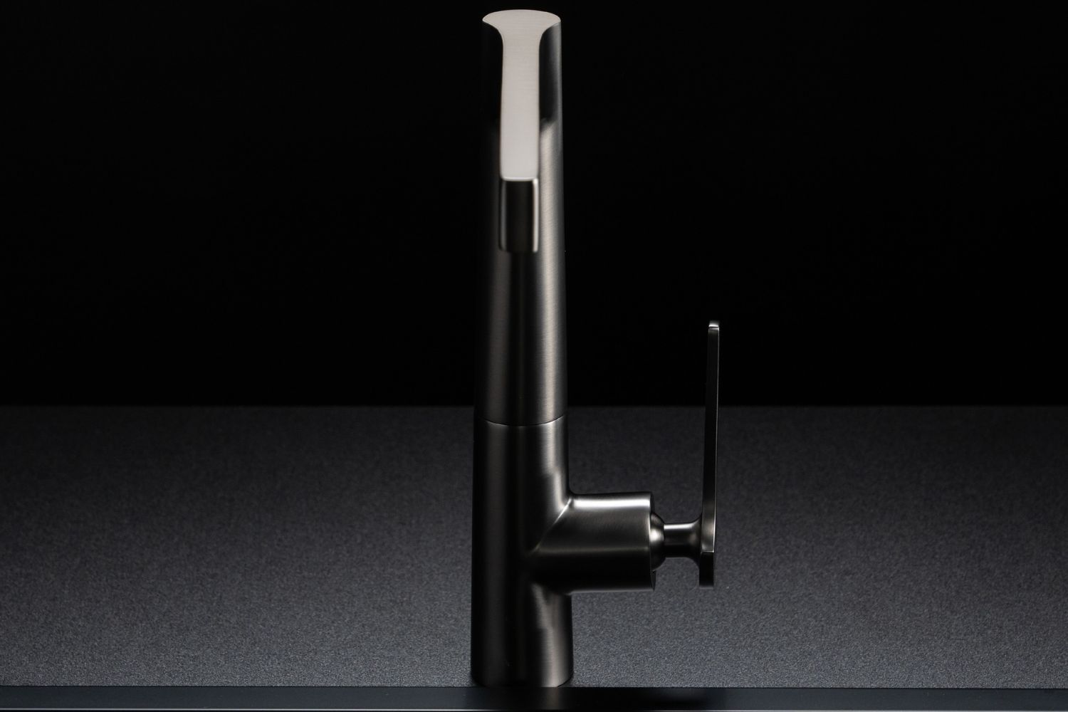 Vòi Rửa Bát Nóng Lạnh Malloca K295BS | Đồng Mạ PVD