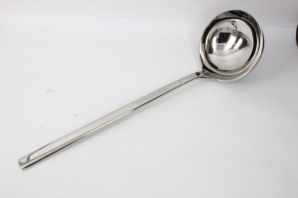 WNK-VÁ SÚP 30.7CM (FINITY SOUP LADLE)_P012804