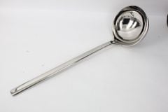 WNK-VÁ SÚP 30.7CM (FINITY SOUP LADLE)_P012804