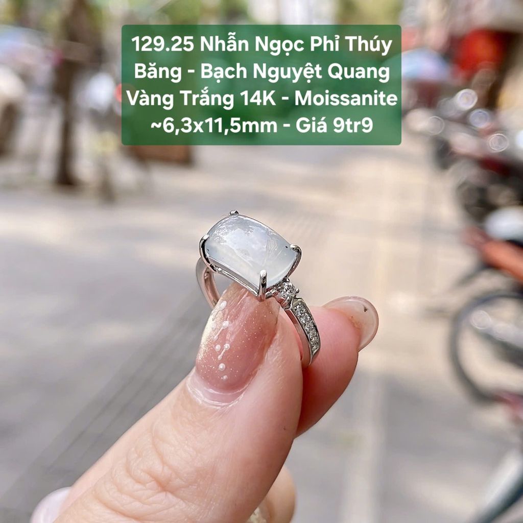 Nhẫn Ngọc Phỉ Thúy  Băng - Bạch Nguyệt Quang  VT 14K - Moissanite ~6,3x11,5mm 129.25