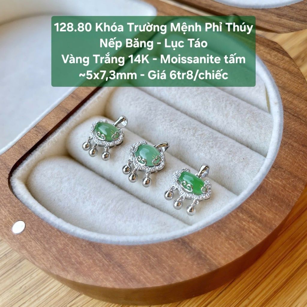 Khóa Trường Mệnh Phỉ Thúy Nếp Băng - Lục Táo Vàng Trắng 14K - Moissanite tấm ~5x7,3mm 128.80