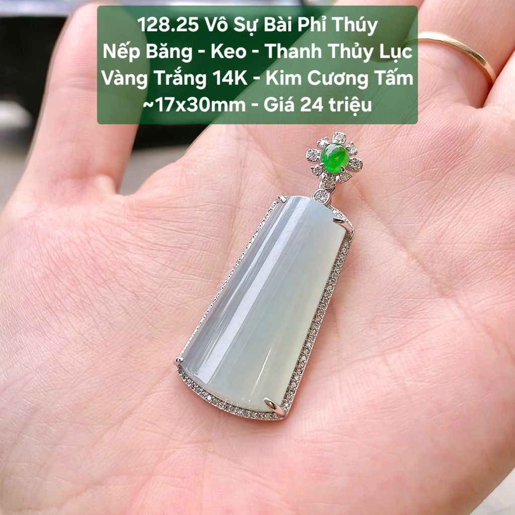 Vô Sự Bài Phỉ Thúy Nếp Băng - Keo - Thanh Thủy Lục Vàng Trắng 14K - Kim Cương Tấm ~17x30mm 128.25