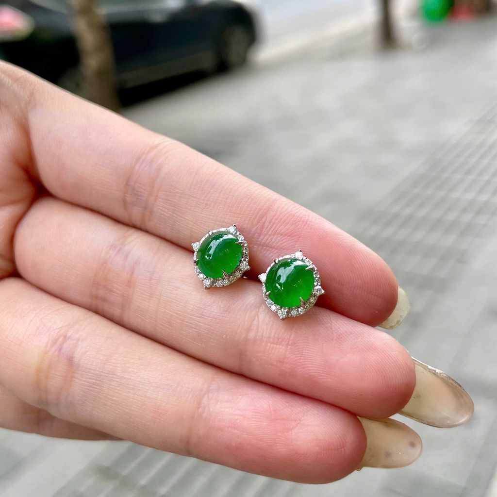 Khuyên tai đến vương lục VT18k kim cương tấm Jadeite A