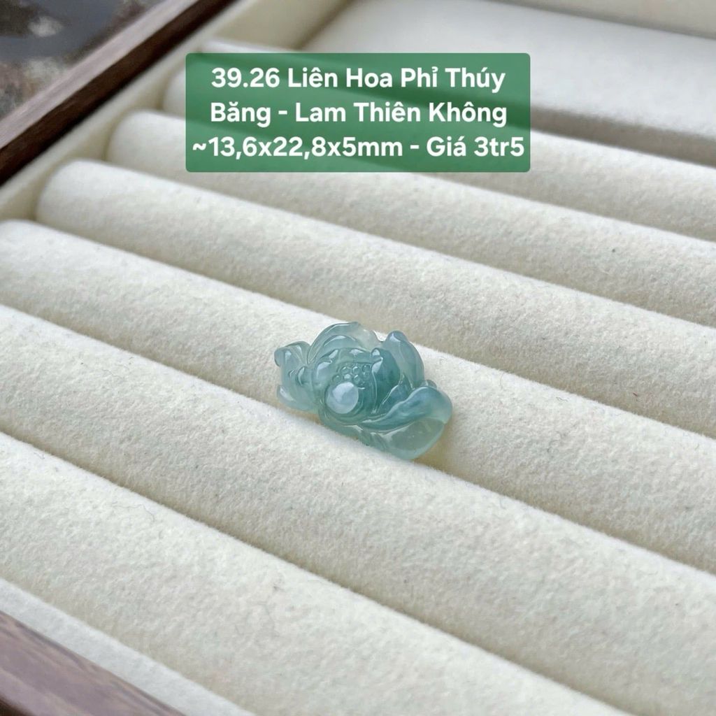 Liên Hoa Phỉ Thuý Băng - Lam Thiên Không ~13.6x22.8x5mm - 39.26