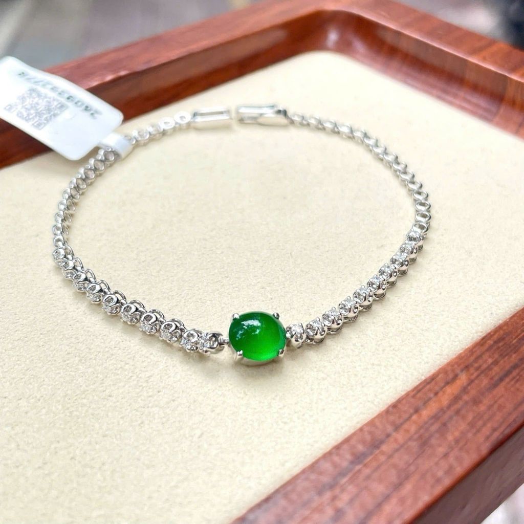 132.67 Lắc Tay Phỉ Thuý Jadeite A Thuỷ Tinh - Đế Vương Lục - VT18K - KC Tấm ~ 6x6,9mm