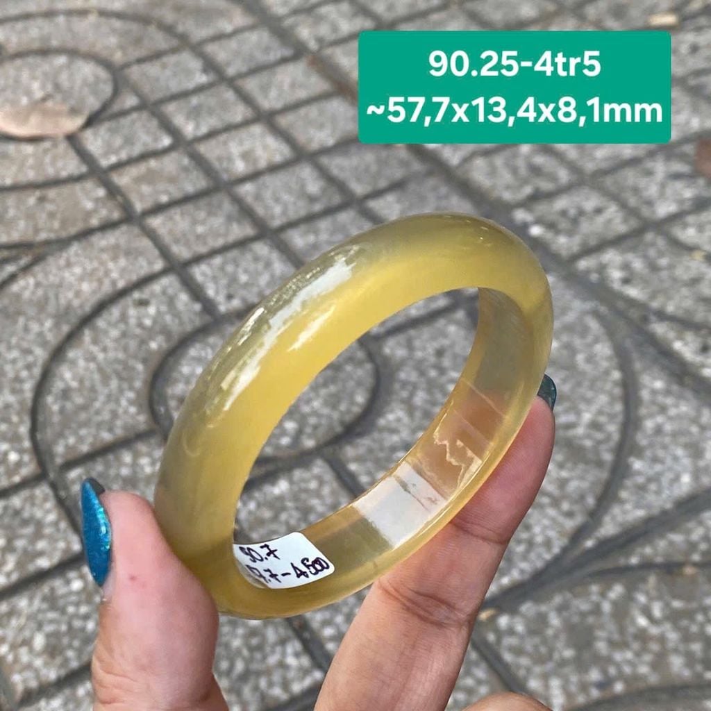 Vòng Hẹ Ngọc Tuỷ Chalcedony Đốm Đỏ Cam ~57,7x13,4x8,1mm 90.25