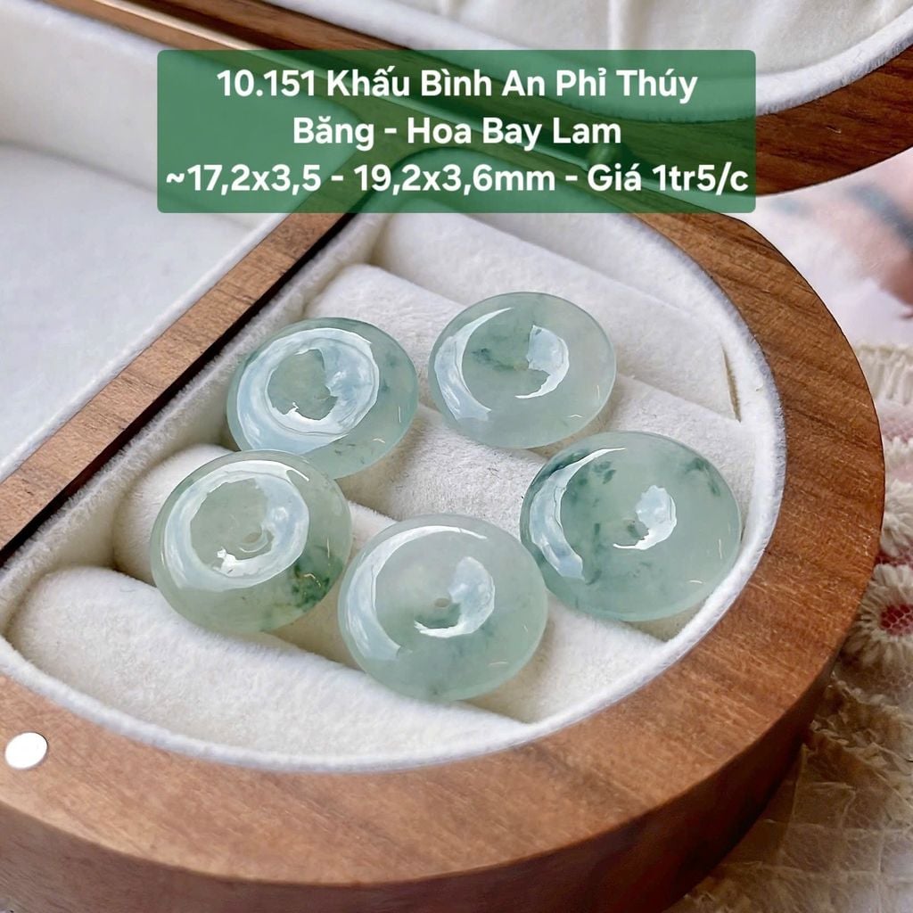 Khấu Bình An Phỉ Thuý Băng - Hoa Bay Lam ~17.2x3.5 - 19.2x3.6mm - 10.151