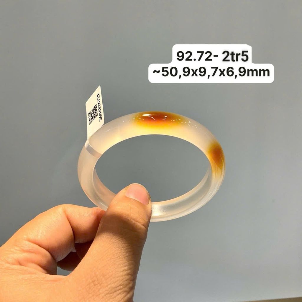 92.72 Vòng Ngọc Tuỷ Chalcedony Bạch Nguyệt Quang Đốm Kim Sa ~ 50,9x9,7x6,9mm