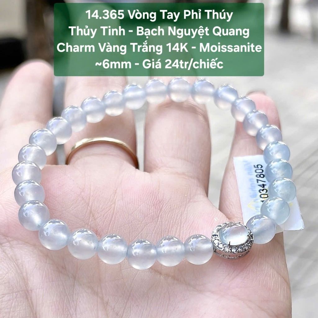Vòng Tay Phỉ Thúy  Thủy Tinh - Bạch Nguyệt Quang Charm Vàng Trắng 14K - Moissanite ~6mm 14.365