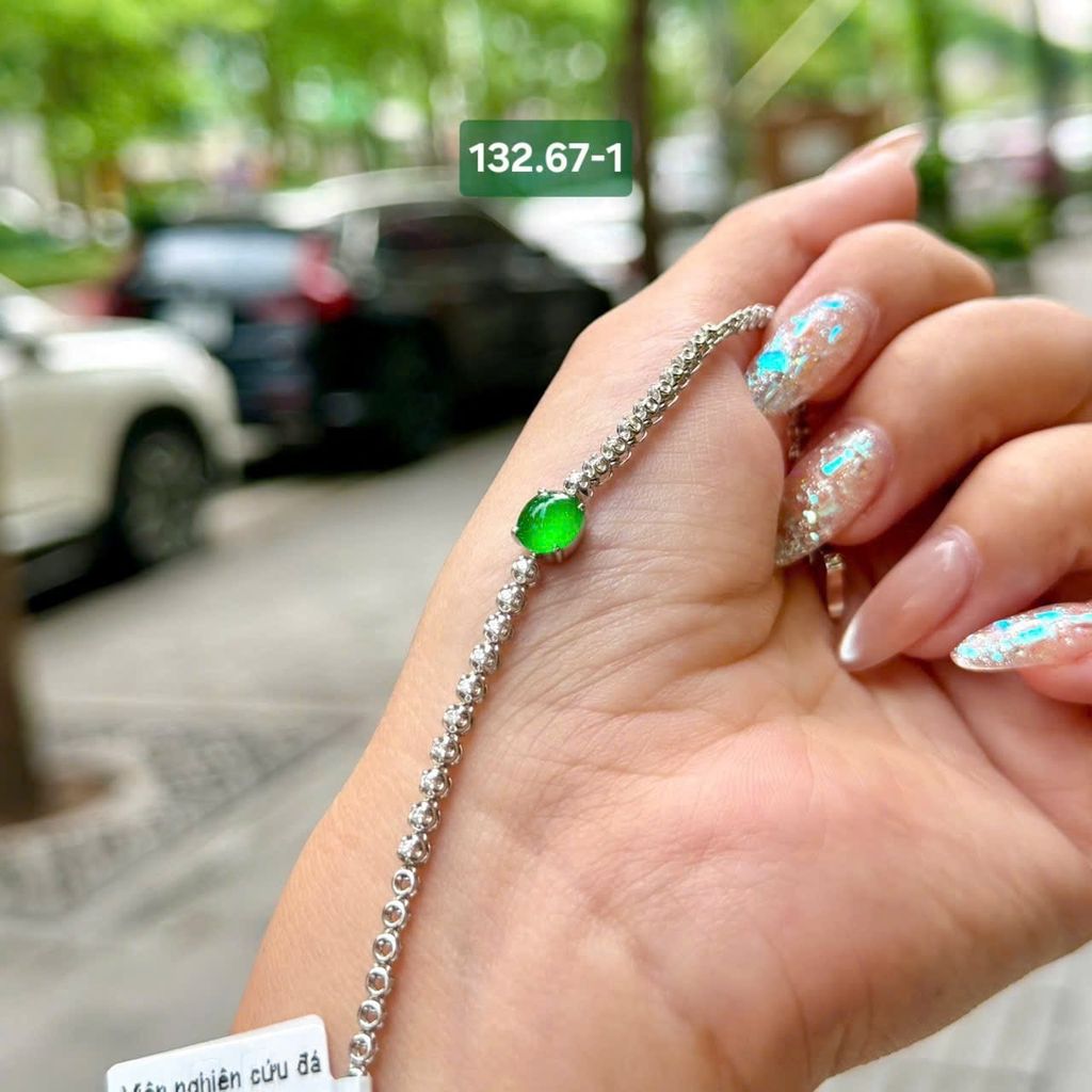 132.67 Lắc Tay Phỉ Thuý Jadeite A Thuỷ Tinh - Đế Vương Lục - VT18K - KC Tấm ~ 6x6,9mm
