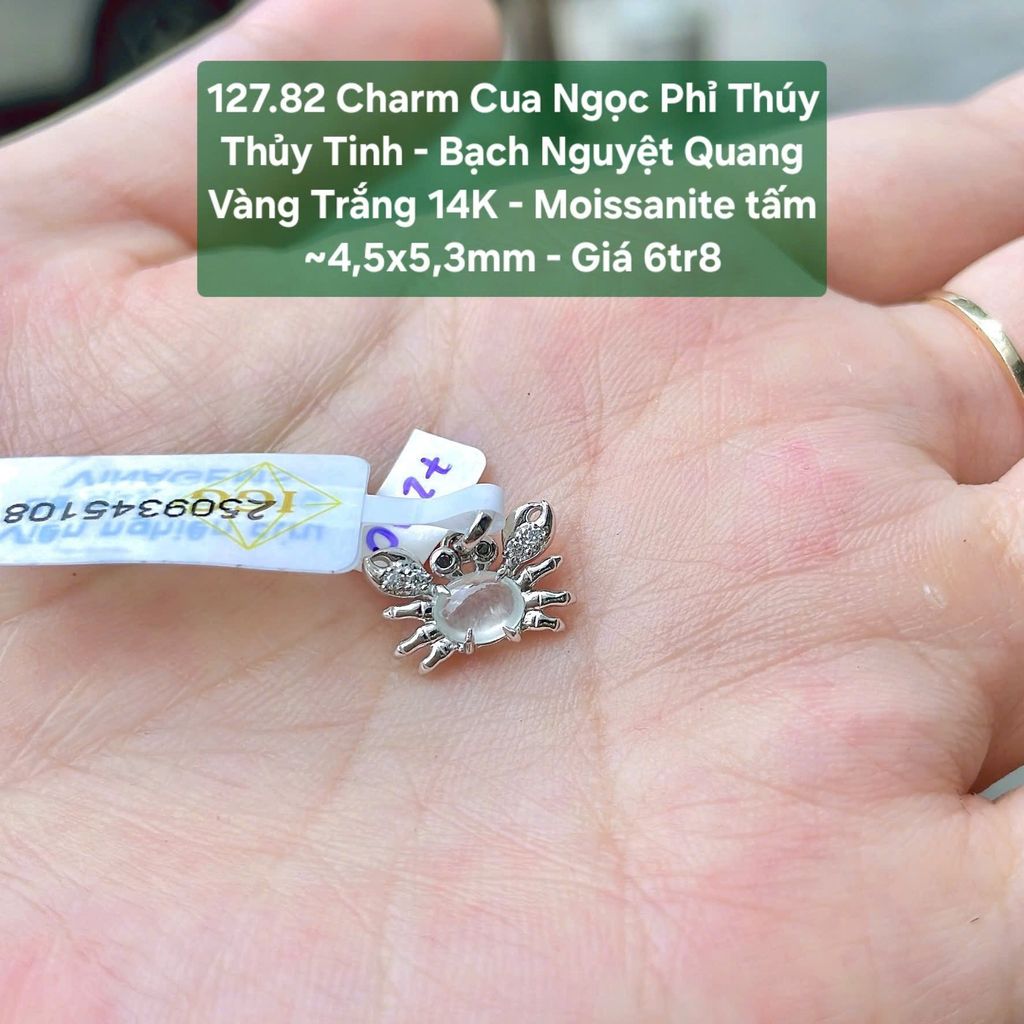 Charm Cua Ngọc Phỉ Thúy  Thủy Tinh - Bạch Nguyệt Quang  Vàng Trắng 14K - Moissanite tấm  ~4,5x5,3mm 127.82