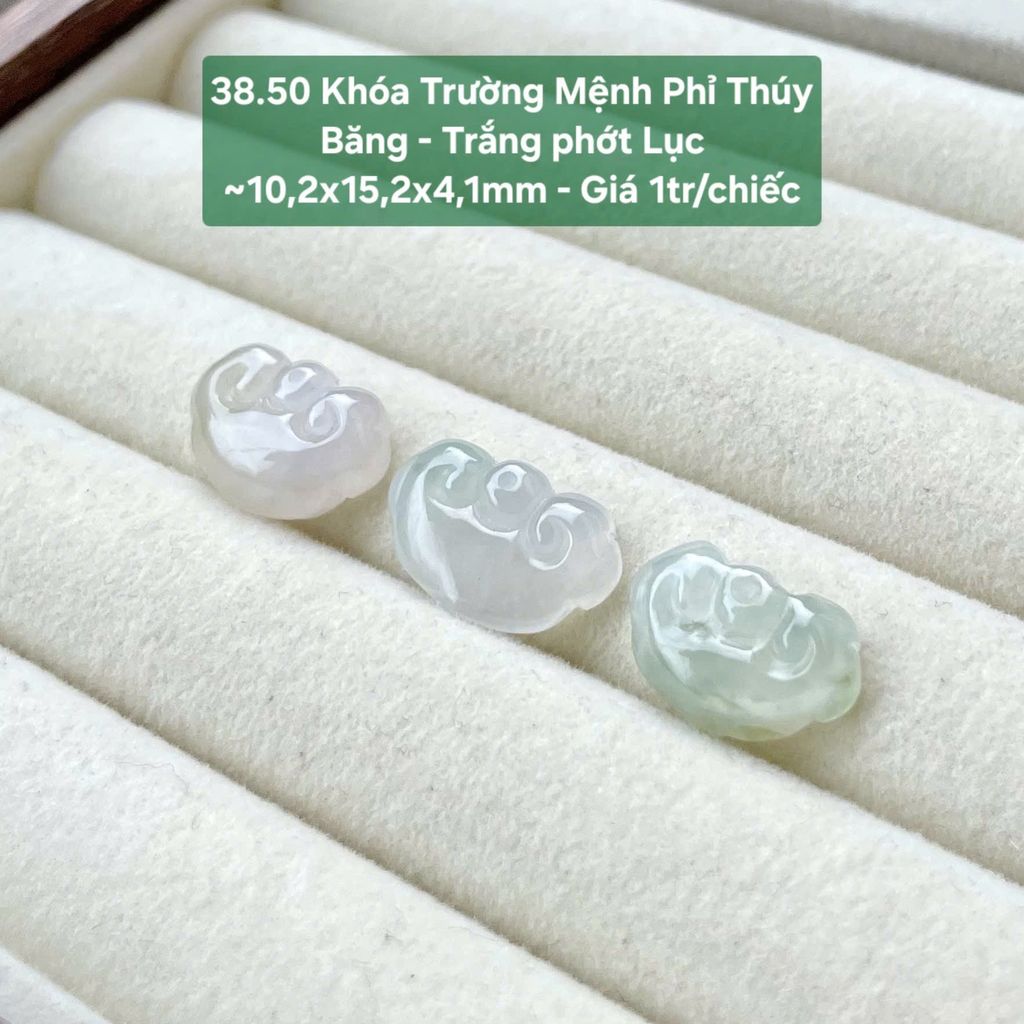 Khoá Trường Mệnh Phỉ Thuý Băng - Trắng Phớt Lục ~10.2x15.2x4.1mm - 38.50