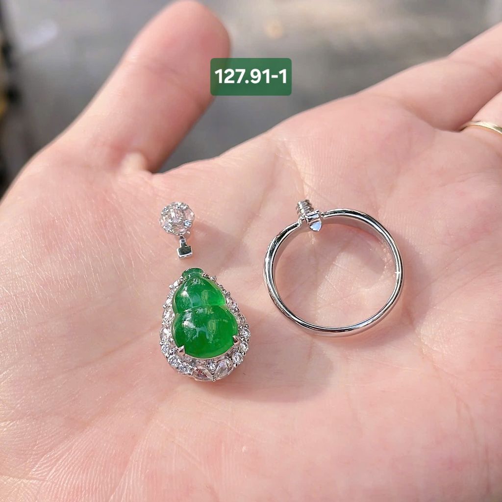 Nhẫn - Mặt Dây Hồ Lô Phỉ Thuý Cao Băng - Đế Vương Lục VT18K - Kim Cương Tấm ~9x12.9x4.6mm - 127.91