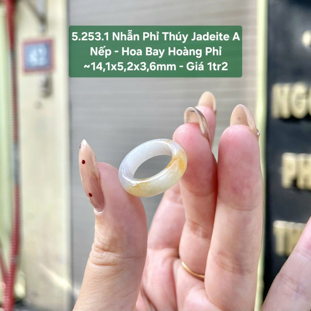 5.253.1 Nhẫn Phỉ Thuý Jadeite A - Nếp - Hoa Bay Hoàng Phỉ ~14,1x5,2x3,6mm
