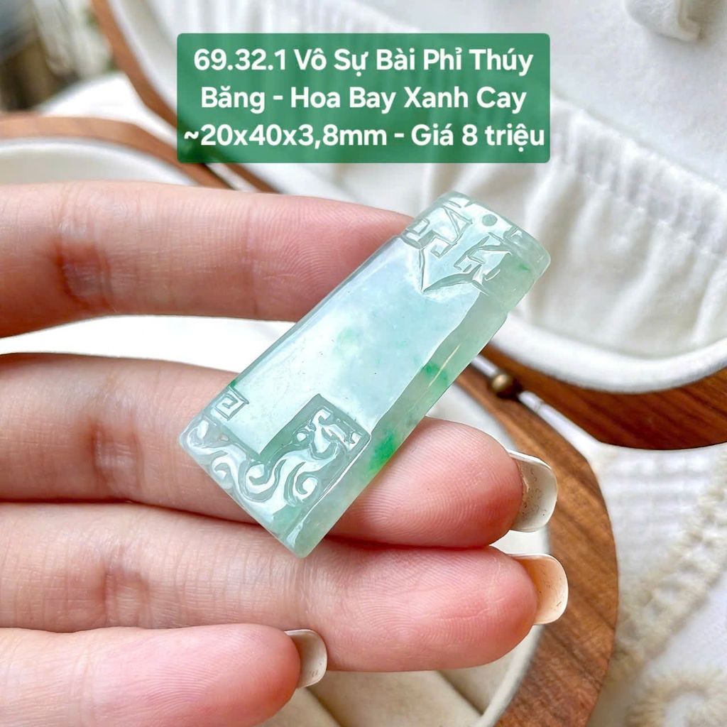 Vô Sự Bài Phỉ Thúy Jadeite A Băng - Hoa Bay Xanh Cay ~20x40x3,8mm 69.32.1