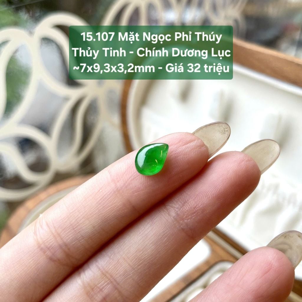 Mặt Ngọc Phỉ Thúy Thủy Tinh - Chính Dương Lục ~7x9,3x3,2mm 15.107