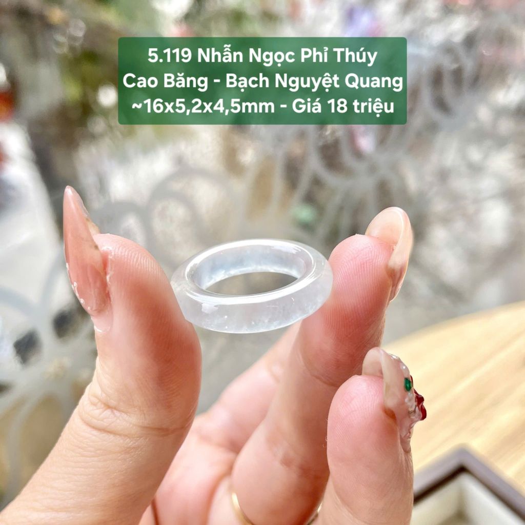 Nhẫn Ngọc Phỉ Thúy Cao Băng Bạch Nguyệt Quang ~16x5,2x4,5mm 5.119