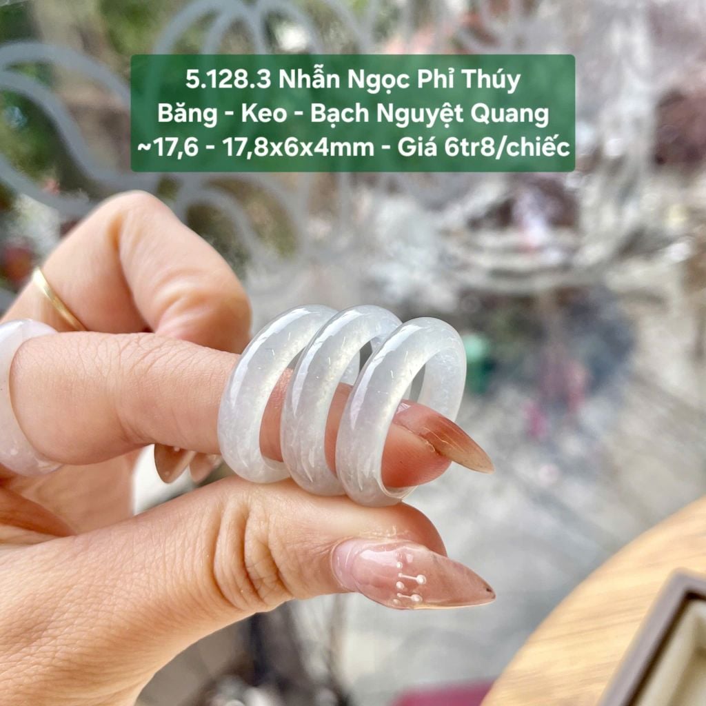 Nhẫn Ngọc Phỉ Thúy Băng - Keo - Bạch Nguyệt Quang ~17,6 17,8x6x4mm 5.128.3