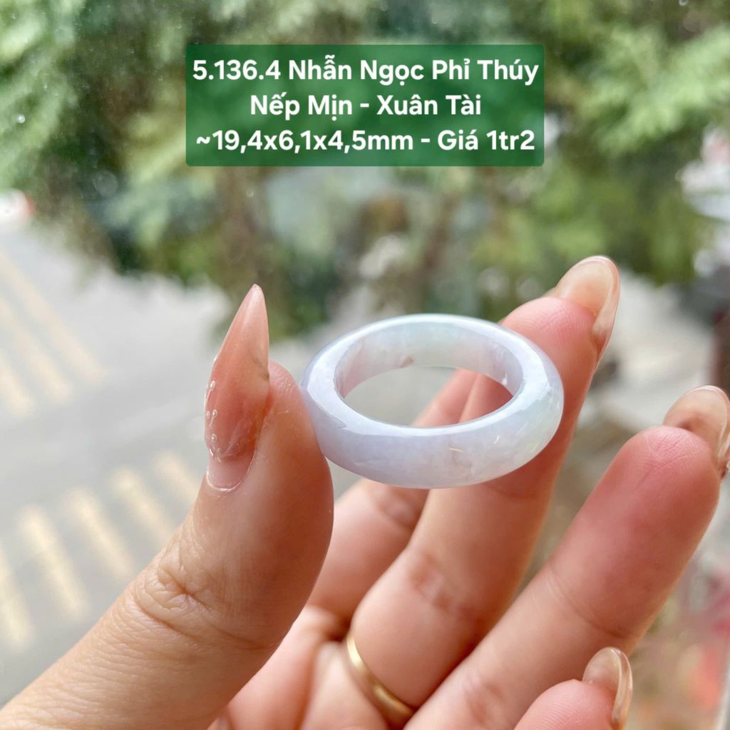 Nhẫn Ngọc Phỉ Thúy Nếp Mịn Xuân Tài ~19,4x6,1x4,5mm 5.136.4