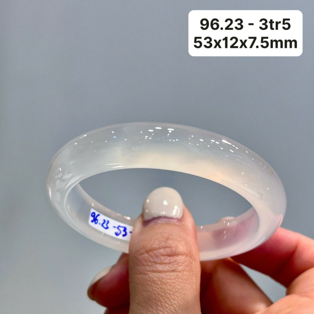 Vòng Hẹ Ngọc Tuỷ Chalcedony Bạch Nguyệt Quang 53x12x7.5mm 96.23