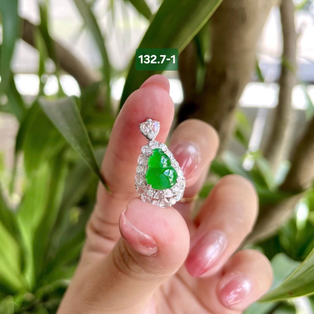 132.7 Nhẫn & Mặt Hồ Lô Phỉ Thuý Jadeite A Thuỷ Tinh - Đế Vương Lục - VT18K - KC Tấm ~ 7,8 - 10mm