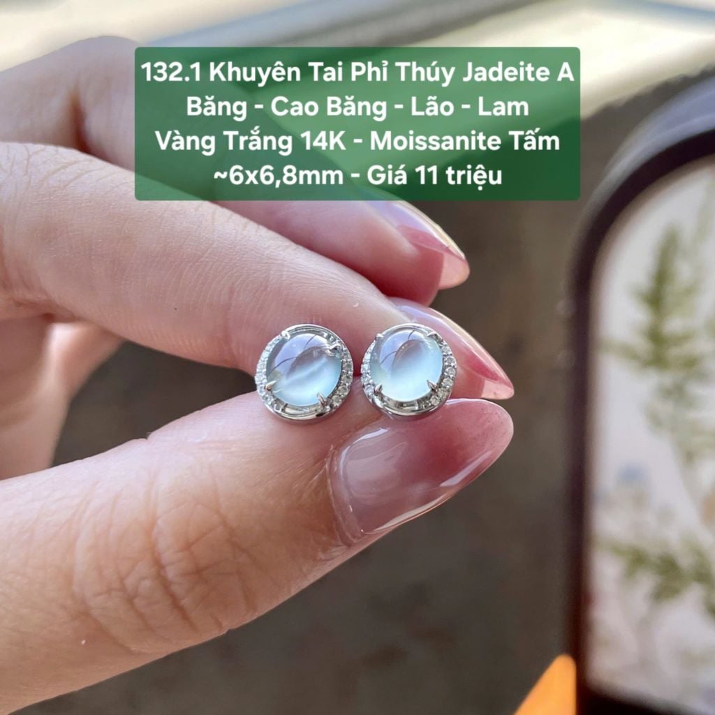 132.1 Khuyên Tai Phỉ Thuý Jadeite A - Băng -  Cao Băng - Lão - Lam - VT14K - Mois Tấm ~6x6,8mm