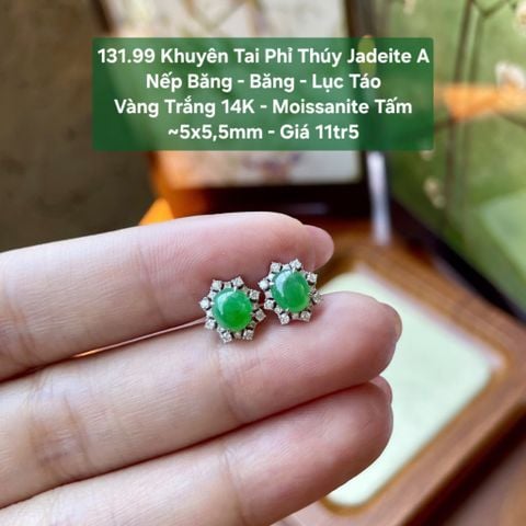 131.99 Khuyên Tai Phỉ Thuý Jadeite A - Nếp Băng -Băng - Lục Táo - VT14K - Mois Tấm ~5x5,5mm