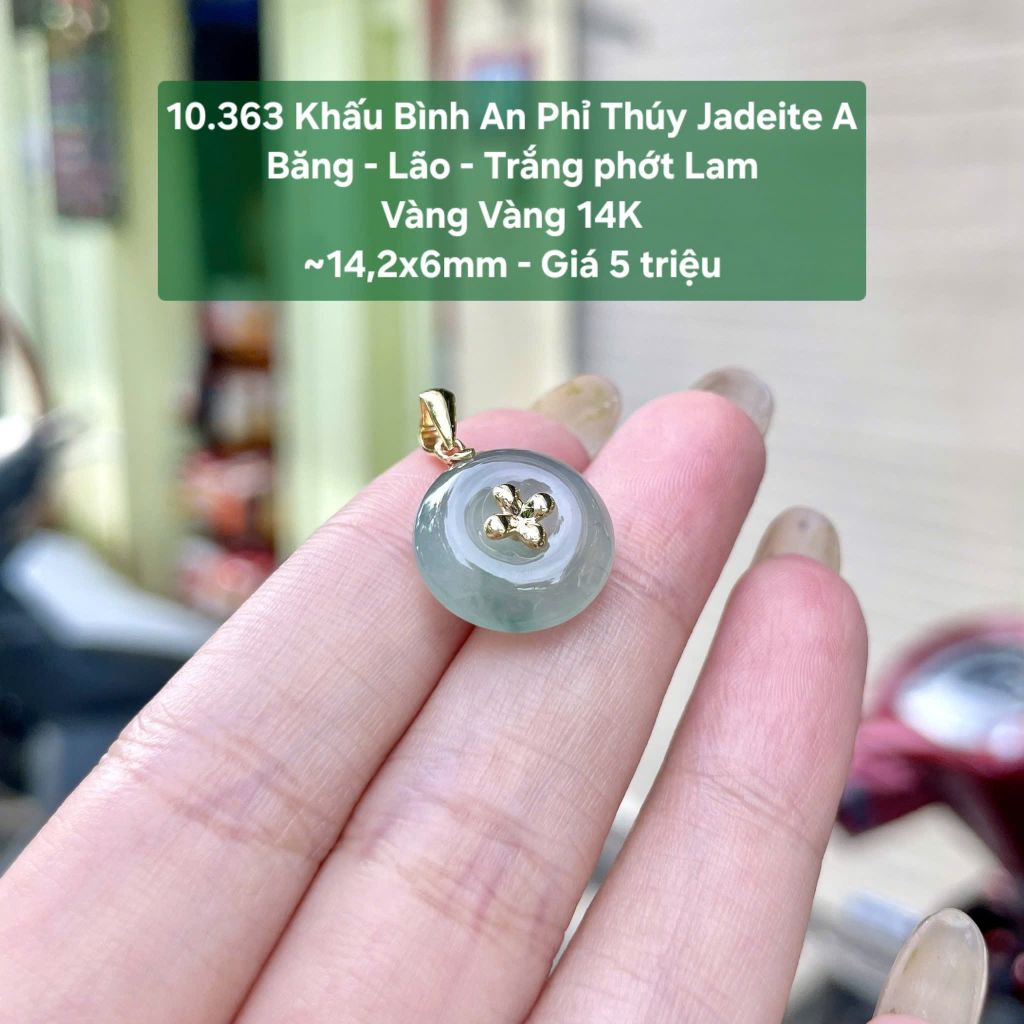 10.363 Khấu Bình An Phỉ Thuý Jadeite A - Băng - Lão - Trắng Phớt Lam - VV14K ~14,2x6mm