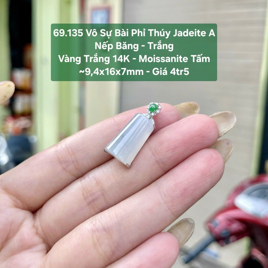 69.135 Vô Sự Bài Phỉ Thuý Jadeite A - Nếp Băng - Trắng - VT14K -Mois Tấm ~ 9,4x16x7mm
