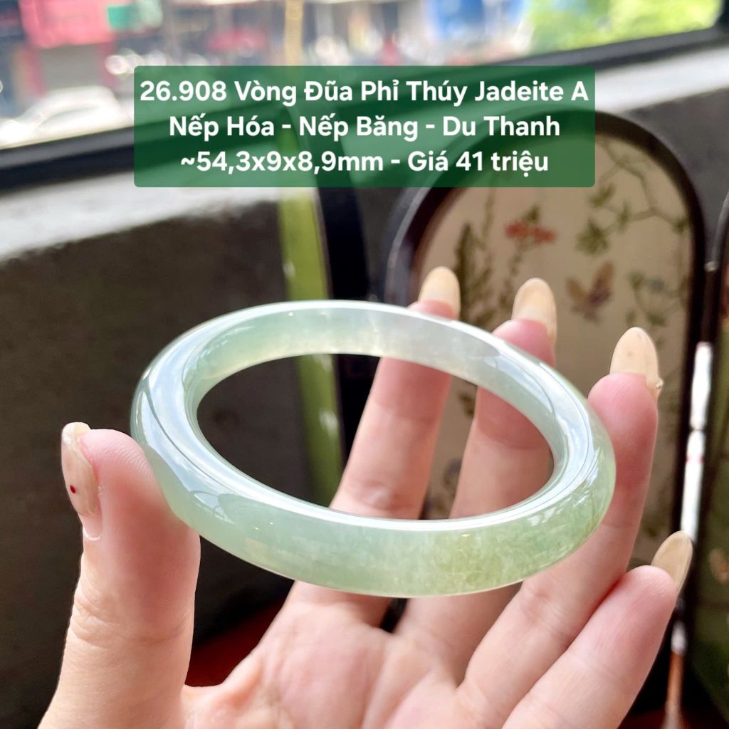 26.908 Vòng Đũa Phỉ Thuý Jadeite A - Nếp Hoá - Nếp Băng - Du Thanh ~ 54,3x9x8,9mm