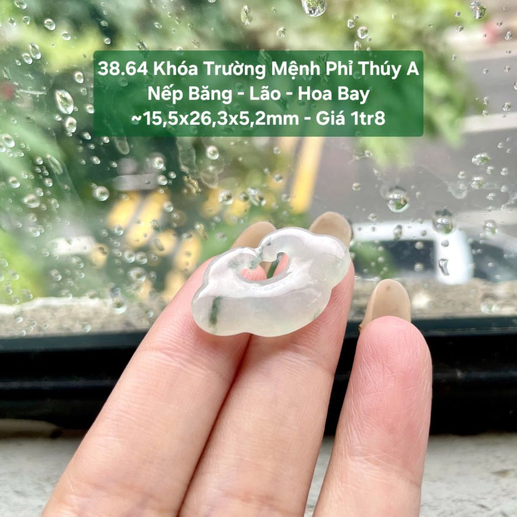 38.64 Như Ý Phỉ Thuý Jadeite A - Nếp Băng - Lão - Hoa Bay ~15,5x26,3x5,2mm