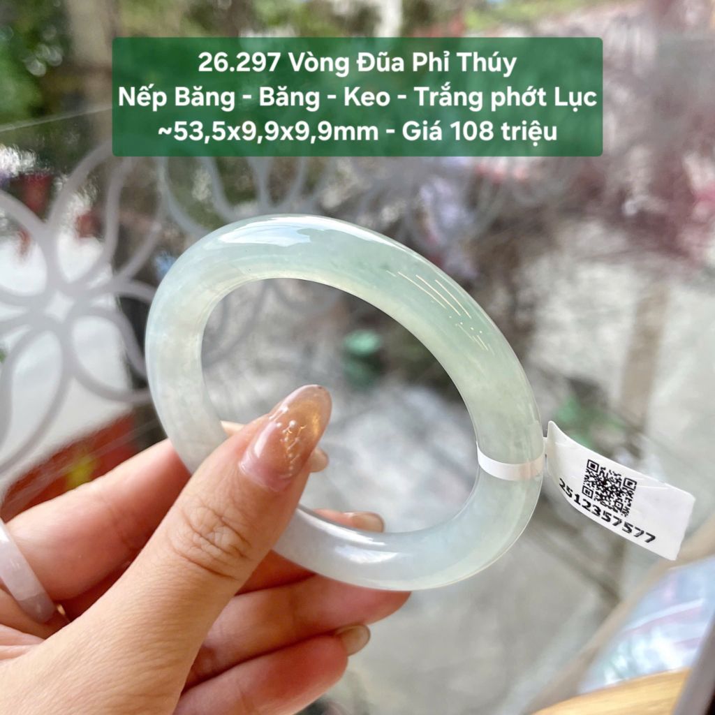 Vòng Đũa Phỉ Thuý Nếp Băng - Băng - Keo - Trắng Phớt Lục ~53,5x9,9x9,9mm 26.297