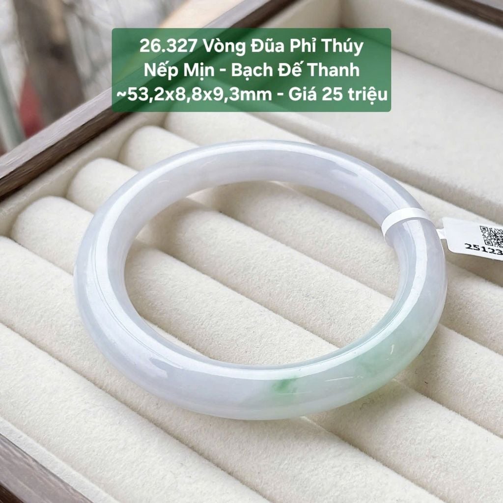 Vòng Đũa Phỉ Thuý Nếp Mịn - Bạch Đế Thanh ~ 53,2x8,8x9,3mm 26.327