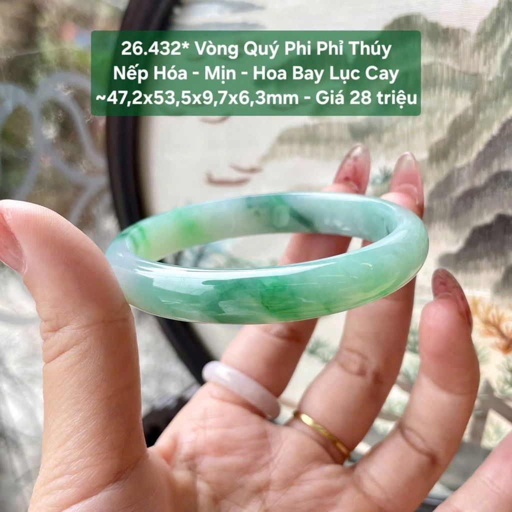 Vòng Quý Phi Phỉ Thuý Nếp Hoá- Mịn - Hoa Bay Lục Cay ~47,2x53,5x9,7x6,3mm 26.432*