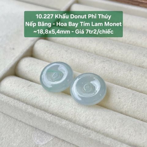 Khấu Donut Phỉ Thuý Nếp Băng - Hoa Bay Tím Lam Monet ~ 18,8x5,4mm 10.227