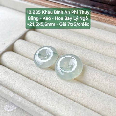 Khấu Bình An Phỉ Thuý  Băng - Keo - Hoa Bay Lý Ngò ~21,5x5,6mm 10.235